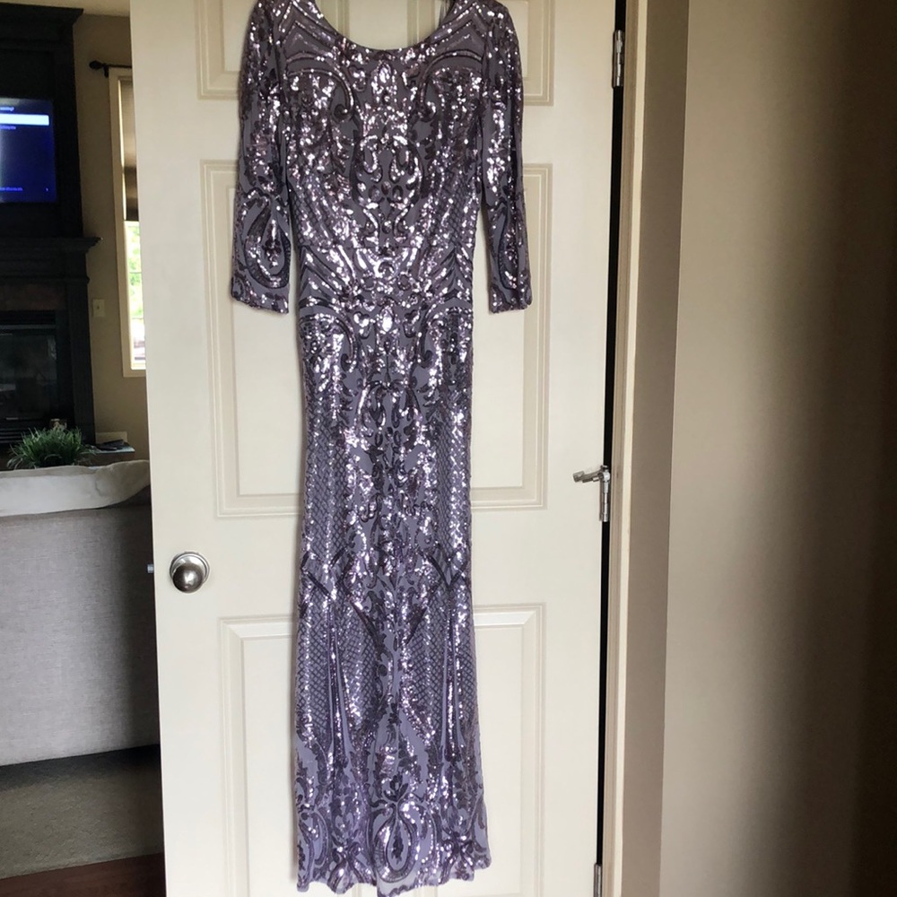 Women’s dress size 8